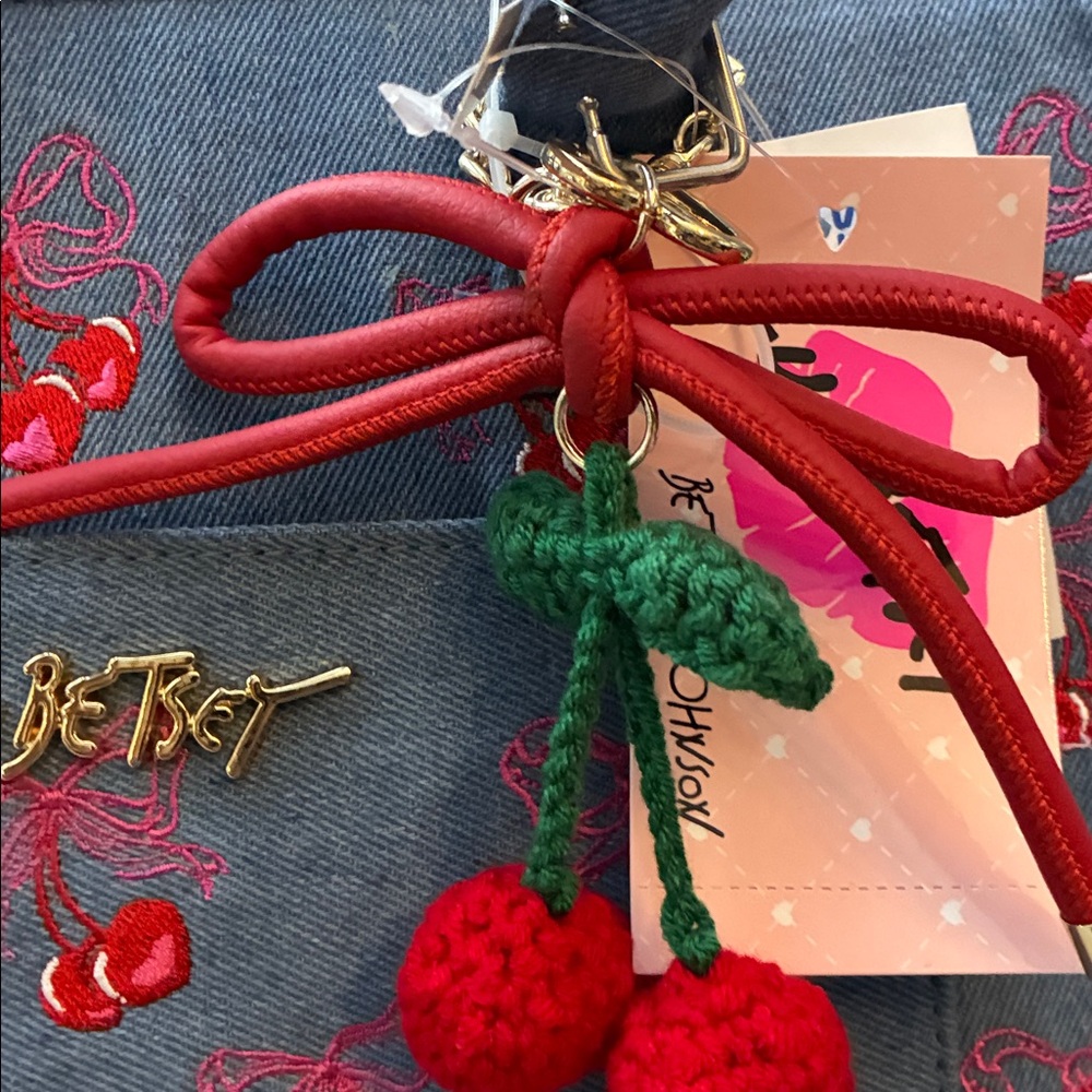 24HR DROP ⬇️ Betsey Johnson embroidered heart cherries denim tote bag - Picture 3 of 5